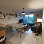 Charming T3 With Balcony Near Beach