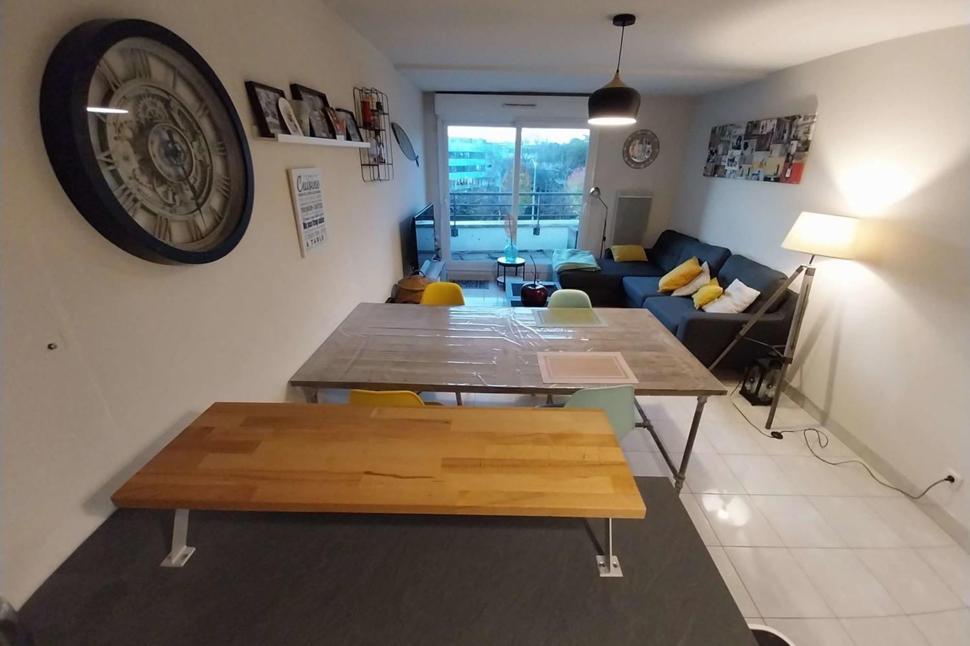 Appartement Charming T3 With Balcony Near